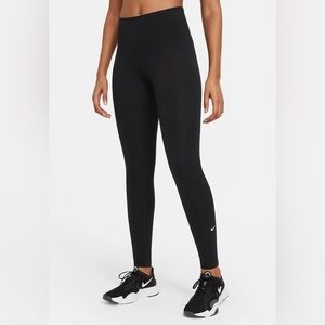 Nike dri-fit black leggings- size M